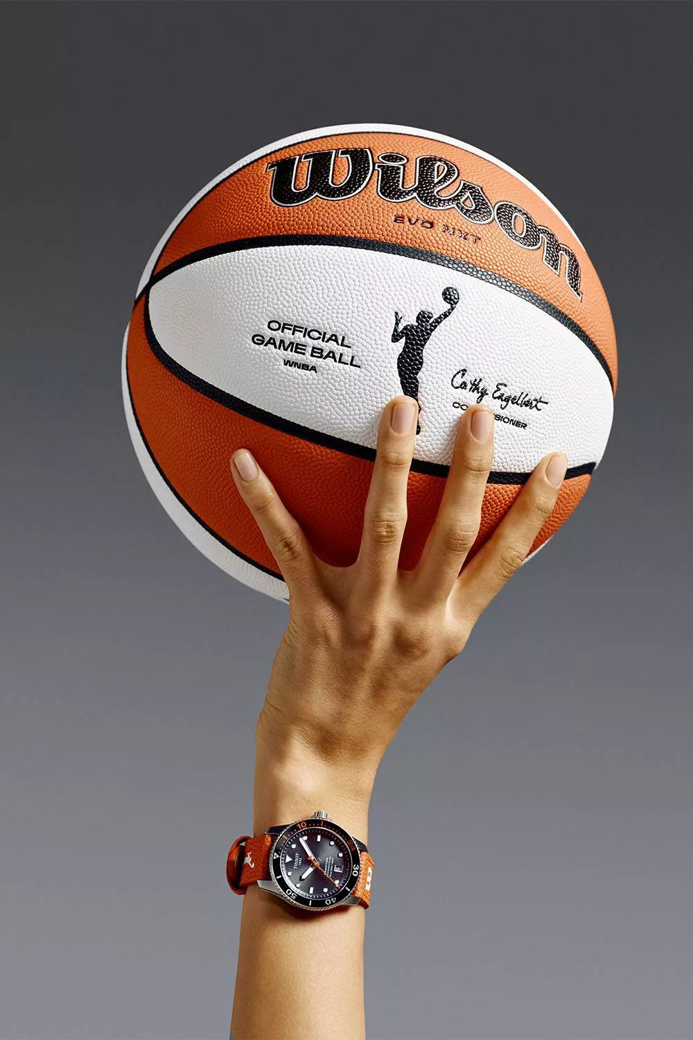 Tissot-Seastar-Wilson-WNBA-Powermatic-80-t1208071705100-5